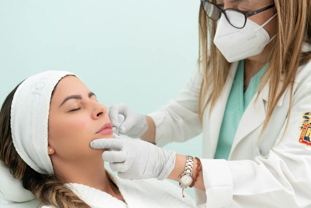 Refined cosmetic facial treatment combined with dental aesthetics in a Lebanon clinic